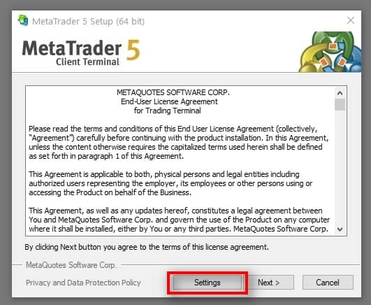  When the MT5 terminal setup starts, it is essential to click on the SETTINGS button first. Please do not click the NEXT button here yet because you won't be able to change the installation destination folder, which is necessary for us. 